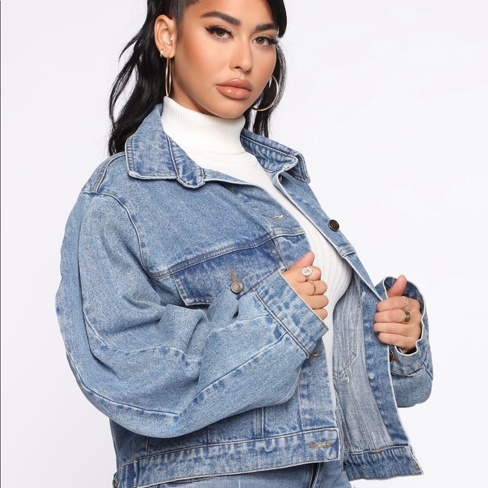 Bubble Sleeve Denim Jacket. Large - image 4
